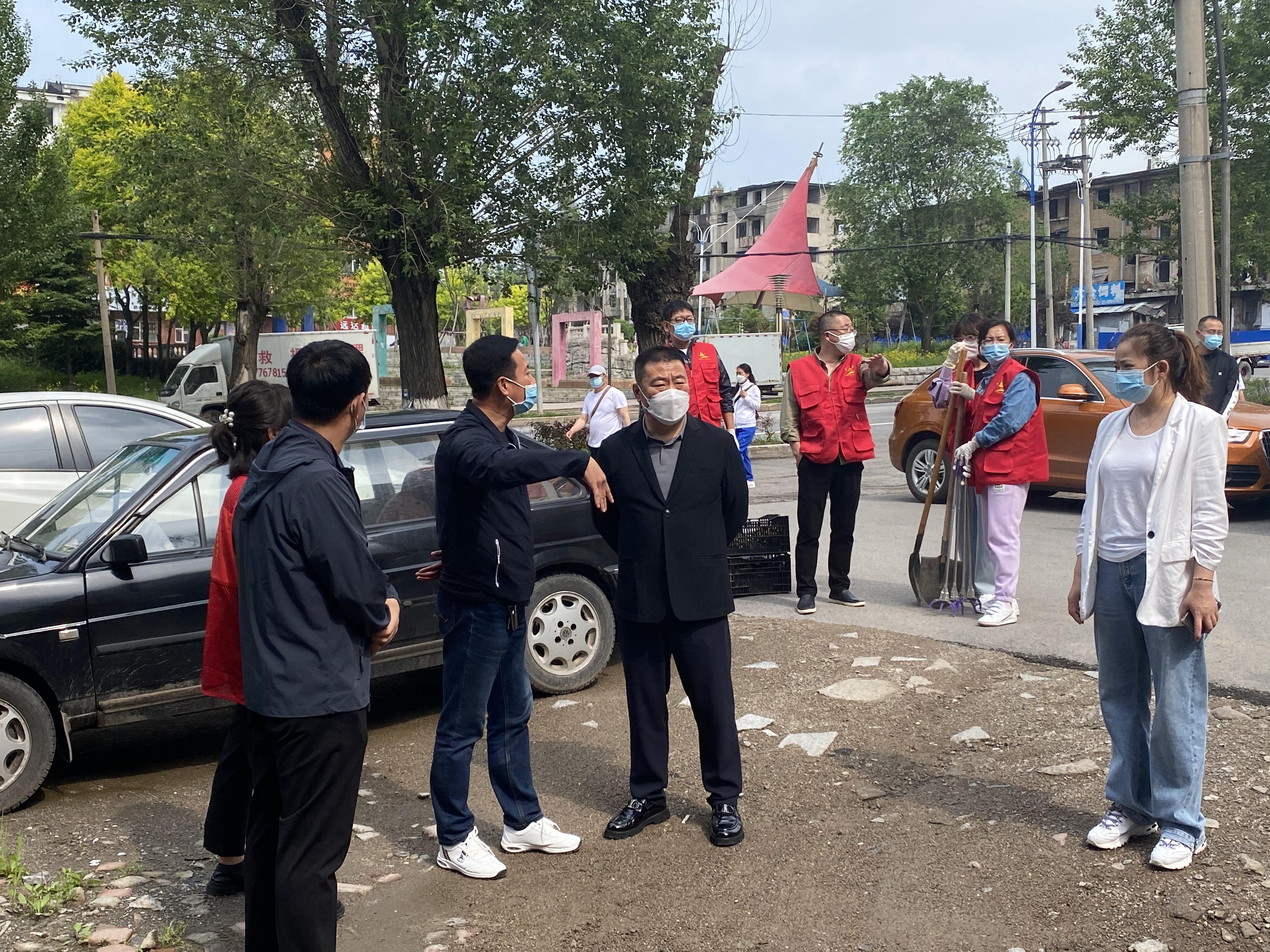 市委编办积极开展“绿地...